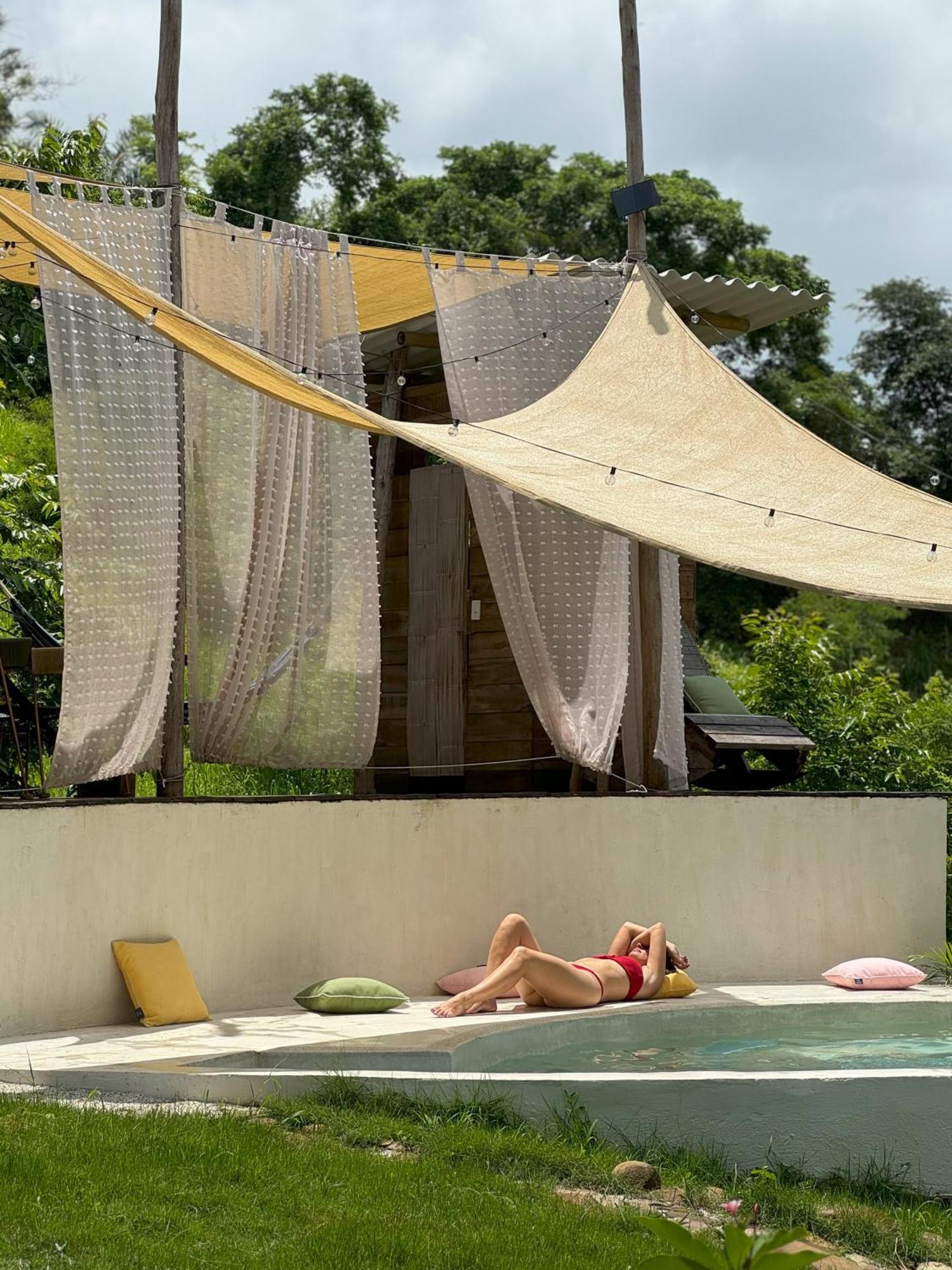 La Mona Eco Cabins Palomino Ngoại thất bức ảnh